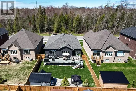 194 Mapleside Drive Wasaga Beach ON L9Z 0L4