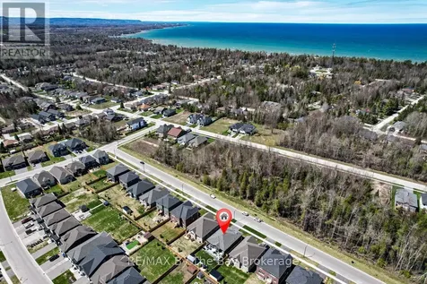194 Mapleside Drive Wasaga Beach ON L9Z 0L4