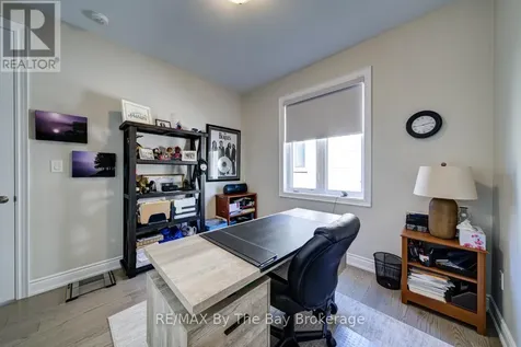 194 Mapleside Drive Wasaga Beach ON L9Z 0L4