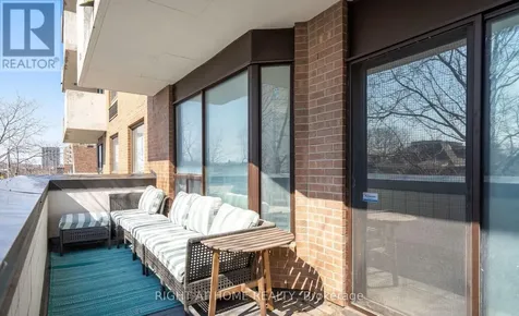99 Holland Avenue Ottawa ON K1Y 0Y1