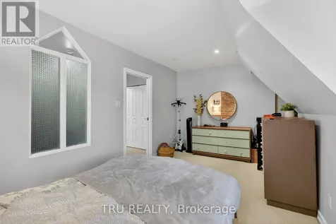 84 James Street Ottawa ON K1R 5M3