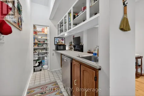 84 James Street Ottawa ON K1R 5M3