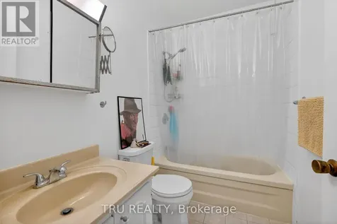 84 James Street Ottawa ON K1R 5M3