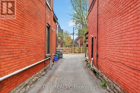 84 James Street Ottawa ON K1R 5M3