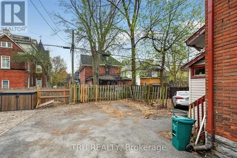 84 James Street Ottawa ON K1R 5M3