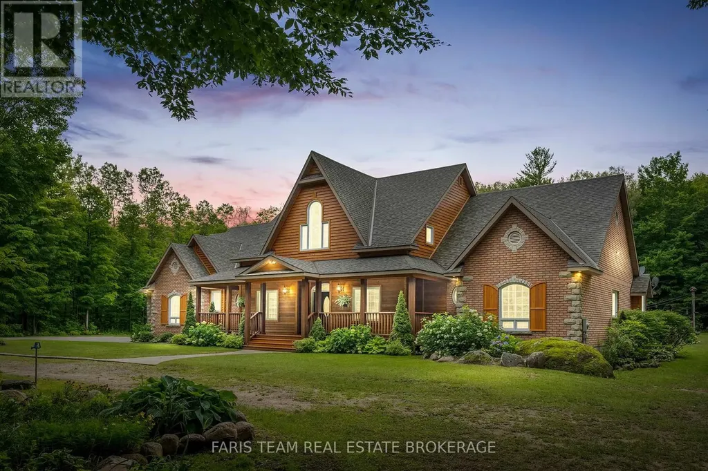 697 Lafontaine Road East Tiny ON L9M 0S5