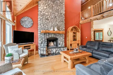 697 Lafontaine Road East Tiny ON L9M 0S5