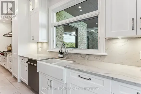 2606 Harvestmoon Lane Burlington ON L7P 0N5