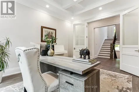 2606 Harvestmoon Lane Burlington ON L7P 0N5