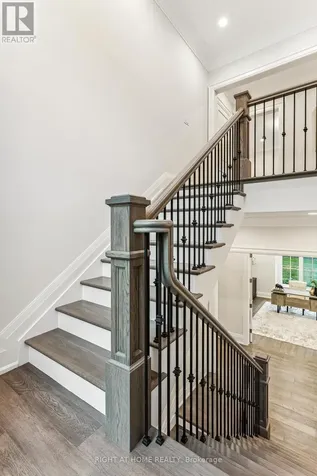 2606 Harvestmoon Lane Burlington ON L7P 0N5