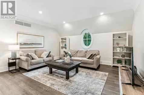 2606 Harvestmoon Lane Burlington ON L7P 0N5
