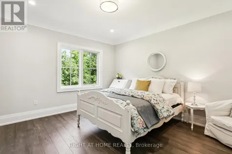 2606 Harvestmoon Lane Burlington ON L7P 0N5