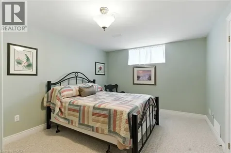10 Featherstone Avenue Selkirk ON N0A 1P0