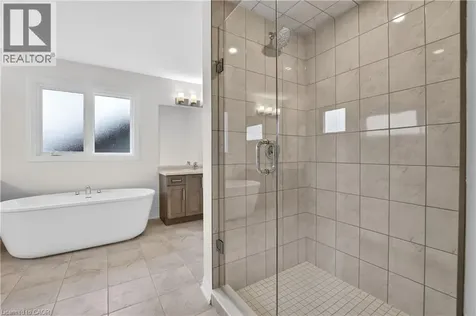 1034 Kraft Road North Fort Erie ON L2A 0H3
