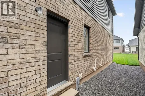 1034 Kraft Road North Fort Erie ON L2A 0H3