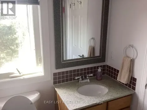 601 Macdonald Drive Gananoque ON K7G 3C3