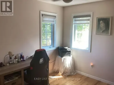 601 Macdonald Drive Gananoque ON K7G 3C3