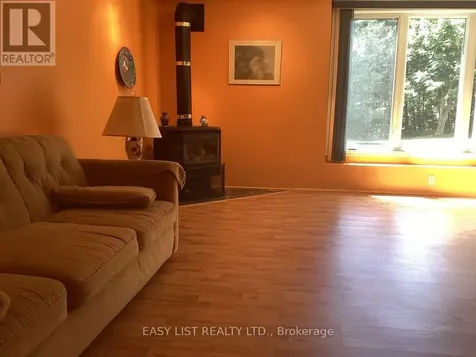 601 Macdonald Drive Gananoque ON K7G 3C3