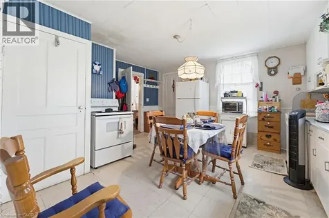 111 Sydenham Street Dundas ON L9H 2V5