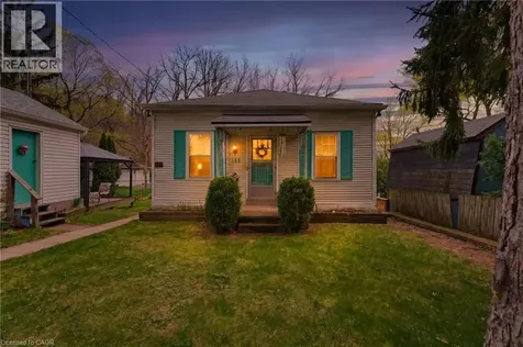 111 Sydenham Street Dundas ON L9H 2V5