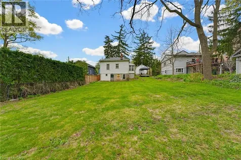 111 Sydenham Street Dundas ON L9H 2V5