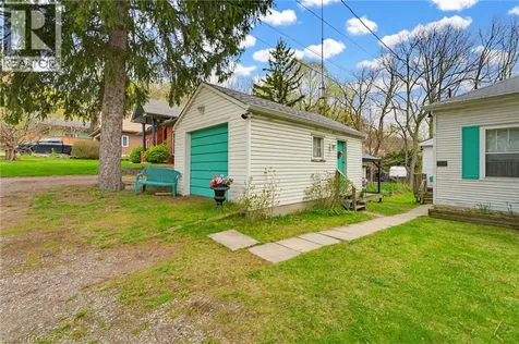 111 Sydenham Street Dundas ON L9H 2V5