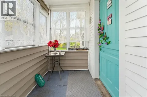 111 Sydenham Street Dundas ON L9H 2V5