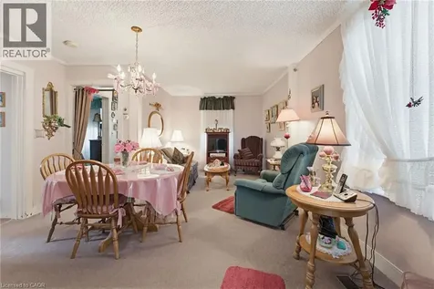 111 Sydenham Street Dundas ON L9H 2V5
