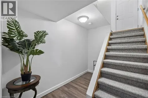 42 Atwater Crescent Hamilton ON L9C 2E7