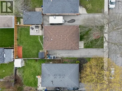 42 Atwater Crescent Hamilton ON L9C 2E7