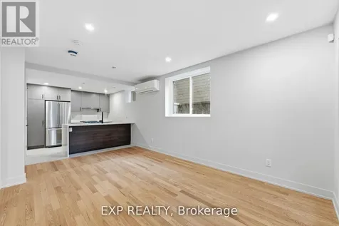 512 Roosevelt Avenue Ottawa ON K2A 1Z8