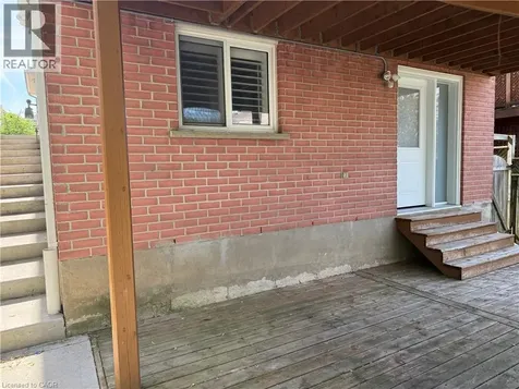 67 Hollyridge Crescent Kitchener ON N2N 3L9