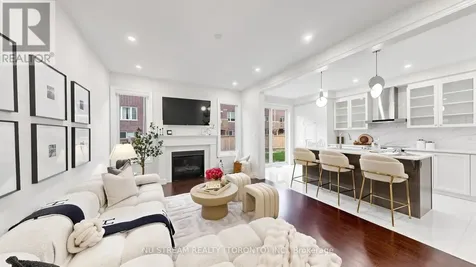 89 Hartney Drive Richmond Hill ON L4S 0K5