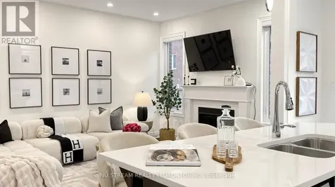 89 Hartney Drive Richmond Hill ON L4S 0K5