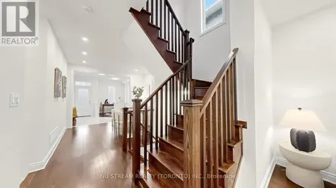 89 Hartney Drive Richmond Hill ON L4S 0K5