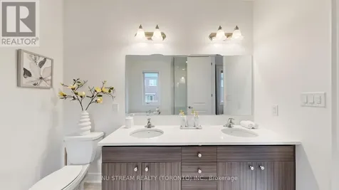 89 Hartney Drive Richmond Hill ON L4S 0K5