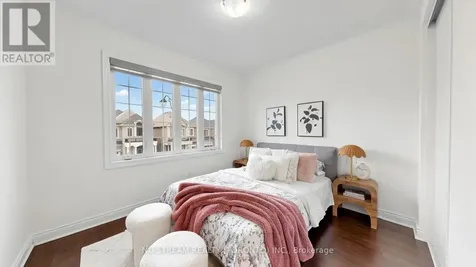 89 Hartney Drive Richmond Hill ON L4S 0K5