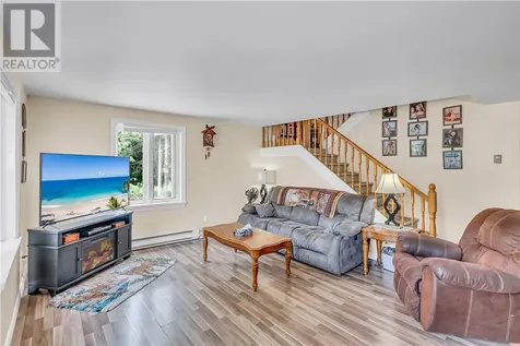 17 Campbell Street Little Current ON P0P 1K0
