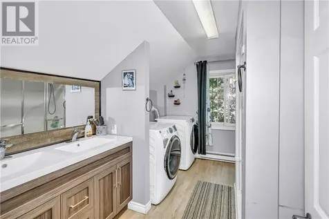17 Campbell Street Little Current ON P0P 1K0