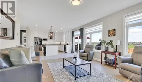 643 Parkview Terrace Russell ON K4R 0C6