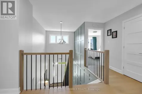 643 Parkview Terrace Russell ON K4R 0C6