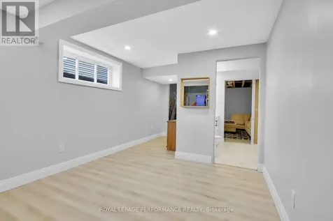 643 Parkview Terrace Russell ON K4R 0C6