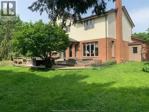 555 Jeffreybrook Drive London ON N8X 2S3