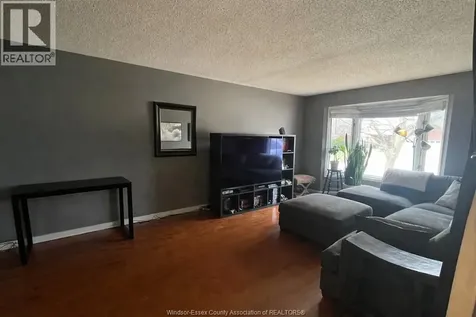 555 Jeffreybrook Drive London ON N8X 2S3