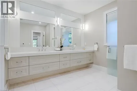 126 Mcgregor Crescent Ancaster ON L9G 1B5