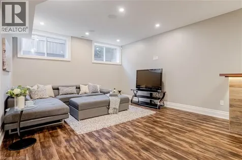 126 Mcgregor Crescent Ancaster ON L9G 1B5