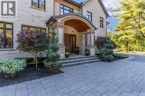 126 Mcgregor Crescent Ancaster ON L9G 1B5