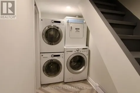 620 Cooper Street Ottawa ON K1R 5J2
