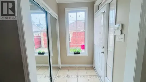 49 Colchester Street Markham (cornell) ON L6B 1K3