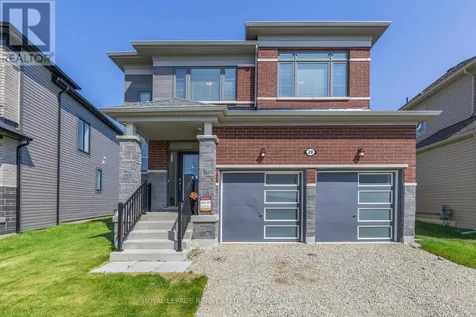 28 Union Boulevard Wasaga Beach ON L9Z 0M5